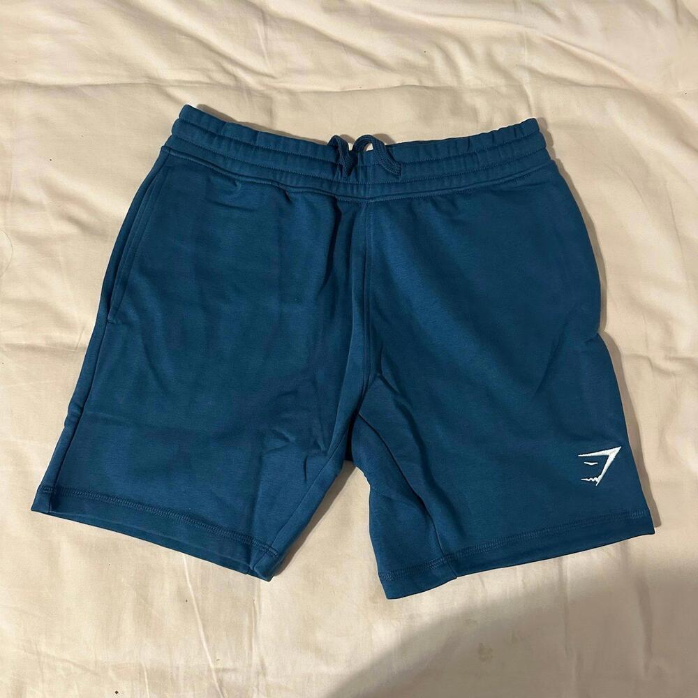 Gymshark mens Crest 7 shorts